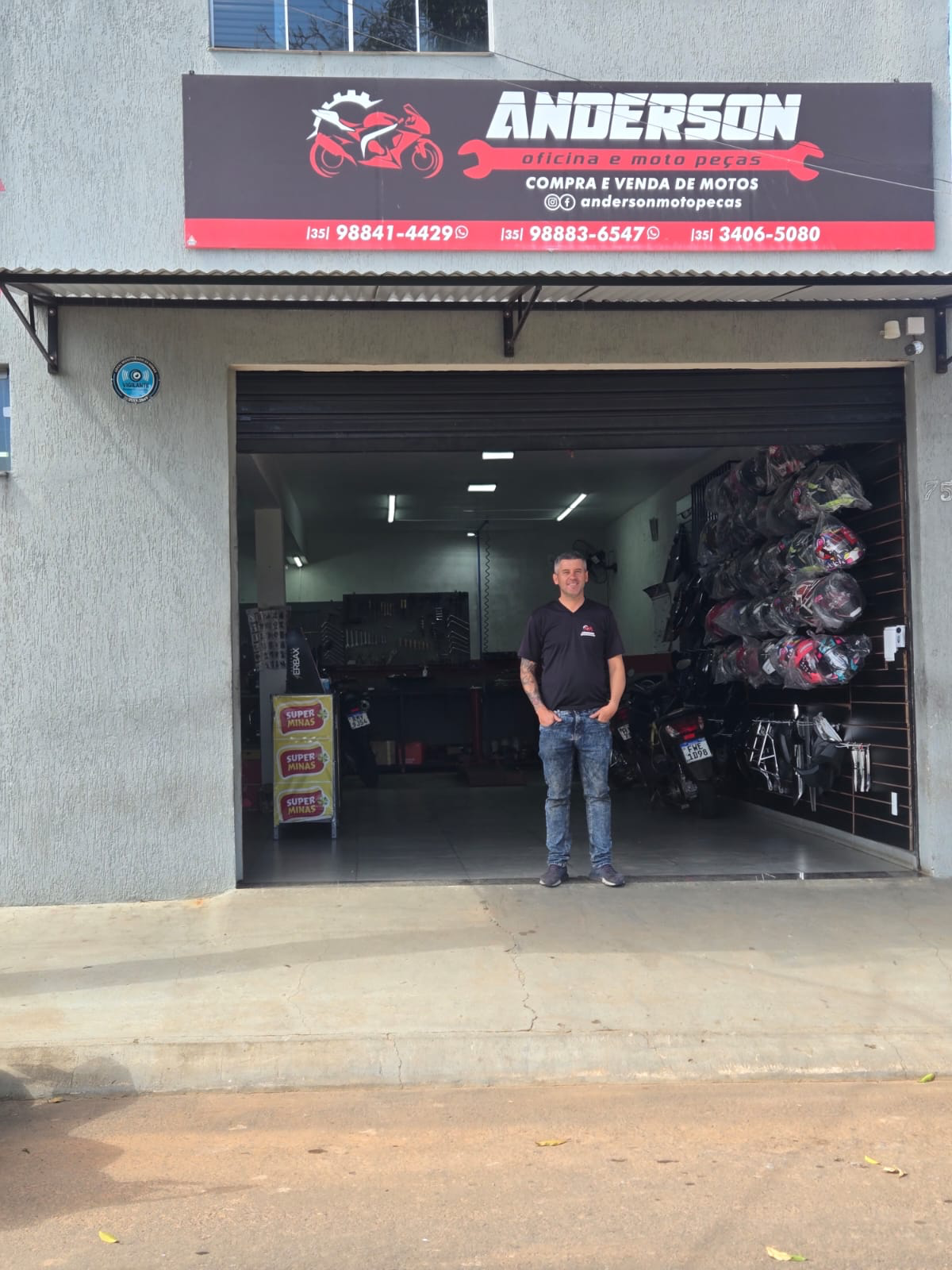 Anderson Moto Peças — Fachada